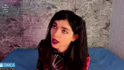 Snapshot of maevekuro chatting on 12-16-25, 03:11 maevekuro online show from 12-16-25, 03:11