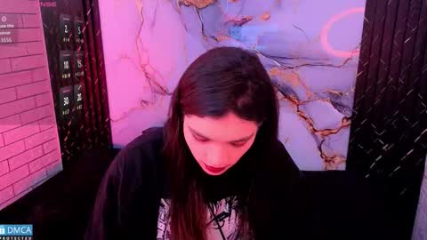 Snapshot of maevekuro chatting on 02-14-26, 03:14 maevekuro online show from 02-14-26, 03:14