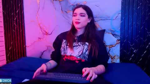 Snapshot of maevekuro chatting on 03-06-26, 03:25 maevekuro online show from 03-06-26, 03:25