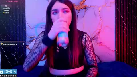 Snapshot of maevekuro chatting on 03-11-26, 03:23 maevekuro online show from 03-11-26, 03:23