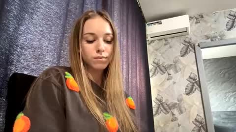 Sara online show from 03-16-26, 06:28