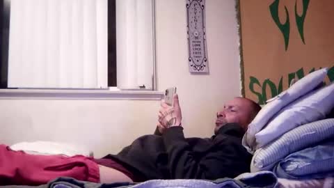 Snapshot of magdalena_805 chatting on 02-28-25, 09:15 magdalena_805 online show from 02-28-25, 09:15