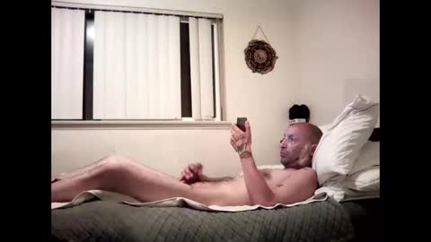 Snapshot of magdalena_805 chatting on 10-23-25, 10:25 magdalena_805 online show from 10-23-25, 10:25