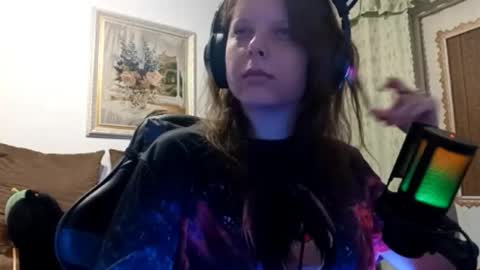 Snapshot of magdalenaortenzio chatting on 11-15-25, 05:42 Nicole online show from 11-15-25, 05:42