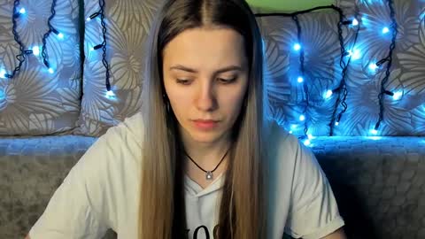 Maggie online show from 01-17-25, 01:25