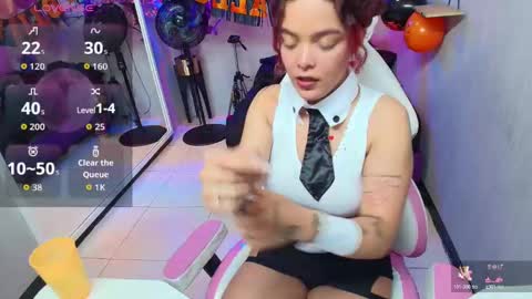 Maggy online show from 10-31-25, 06:20