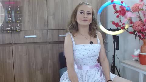 Snapshot of maghenta chatting on 10-14-25, 03:24 Maghenta-MS mature online show from 10-14-25, 03:24