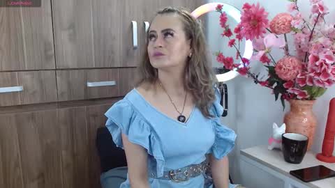 Snapshot of maghenta chatting on 10-26-25, 04:02 Maghenta-MS mature online show from 10-26-25, 04:02