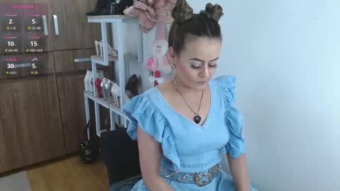 Snapshot of maghenta chatting on 12-15-25, 11:09 Maghenta-MS mature online show from 12-15-25, 11:09