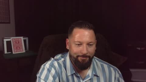 Snapshot of magic1984 chatting on 10-04-25, 05:38 Magic online show from 10-04-25, 05:38