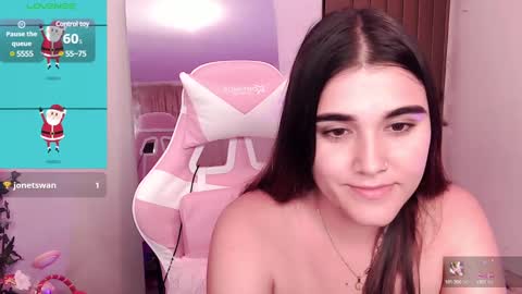 Luna  online show from 12-25-24, 05:05