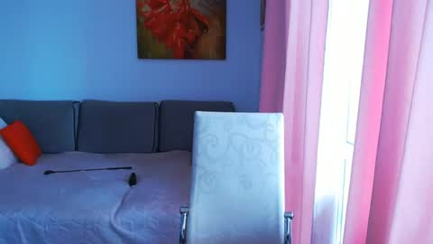 Snapshot of magic_blondie chatting on 07-21-26, 11:56 Margo online show from 07-21-26, 11:56