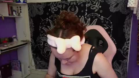 Claire online show from 03-22-26, 09:07