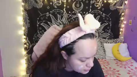 Snapshot of magic_clairewitch chatting on 07-13-26, 11:46 Claire online show from 07-13-26, 11:46