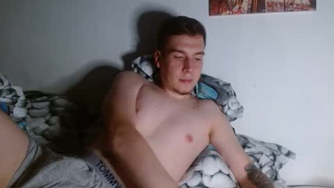 magic_fantasy77 online show from 05-12-26, 07:22