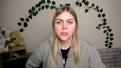 magic_katarina_ online show from 01-06-25, 07:09