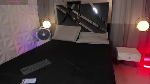 Snapshot of magic_katt chatting on 03-20-26, 11:09 Katt online show from 03-20-26, 11:09