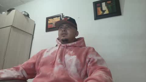 magic_milk23 online show from 11-02-25, 01:41