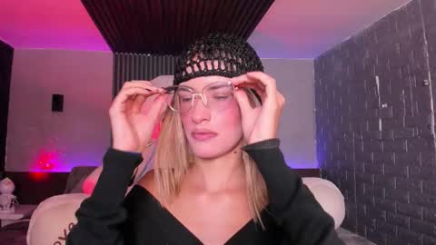 Snapshot of magic_rouse chatting on 02-08-26, 05:11 M Rss online show from 02-08-26, 05:11