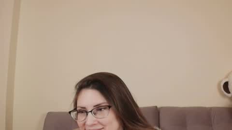 vanessa online show from 02-11-26, 06:57