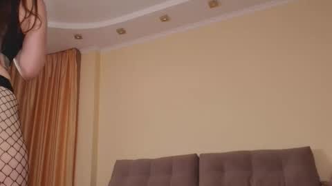 vanessa online show from 03-21-26, 07:06