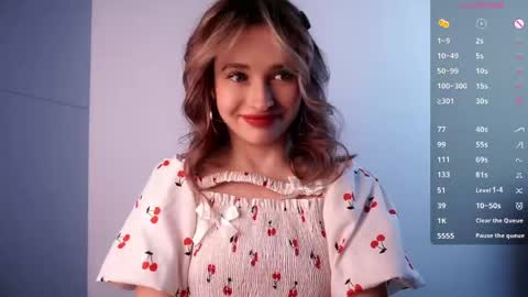 Snapshot of magicadult chatting on 05-29-26, 10:19 Lia online show from 05-29-26, 10:19