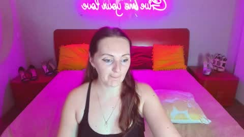 Lili and Bella online show from 02-15-25, 10:33