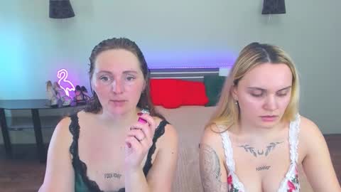 Lili and Bella online show from 03-03-26, 07:25