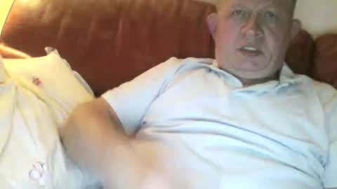 Snapshot of magicman250 chatting on 05-10-26, 10:26 magicman250 online show from 05-10-26, 10:26