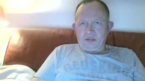 Snapshot of magicman250 chatting on 06-03-26, 08:47 magicman250 online show from 06-03-26, 08:47