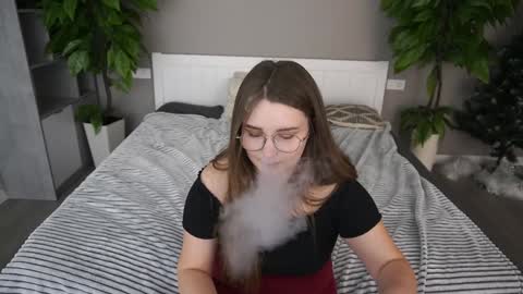 Snapshot of magicpeachhs chatting on 12-11-24, 10:03 Emily online show from 12-11-24, 10:03