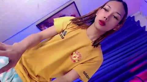 Mocah online show from 10-22-25, 11:21