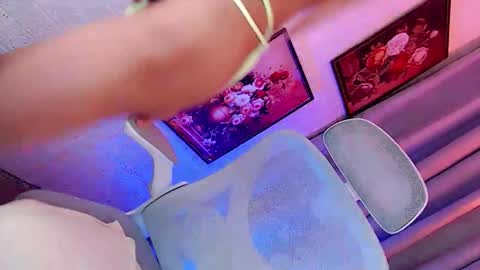 Mocah online show from 03-03-26, 02:34