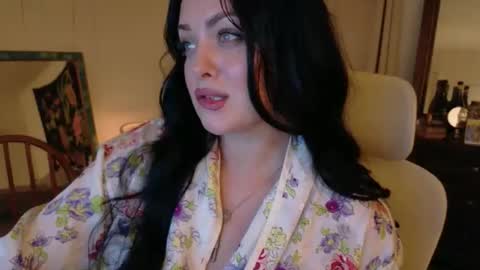 Magnolia Maggie Maggie Jane  online show from 04-16-26, 04:57