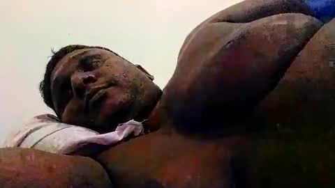 Snapshot of maheel84 chatting on 11-05-25, 12:05 maheel84 online show from 11-05-25, 12:05