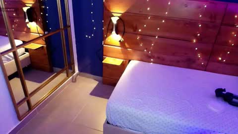 Snapshot of mahia_queen chatting on 09-17-25, 11:12 Dani online show from 09-17-25, 11:12