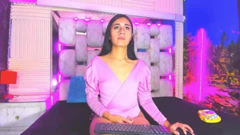 mahiara hot online show from 05-13-26, 01:30