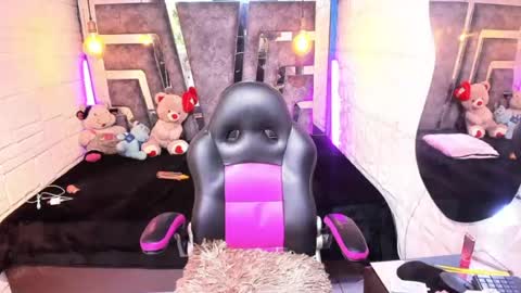 mahiara hot online show from 07-23-26, 12:58