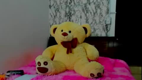 Maia Bronce online show from 05-04-26, 12:06