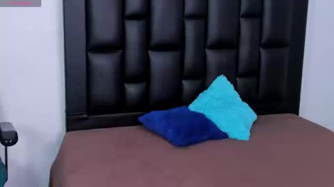 Snapshot of maia_davies chatting on 09-10-25, 11:05 Maia online show from 09-10-25, 11:05