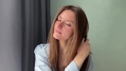 Snapshot of maiabarthe chatting on 05-30-26, 08:11 M I A online show from 05-30-26, 08:11