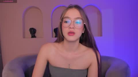  Maia  online show from 12-14-25, 12:32