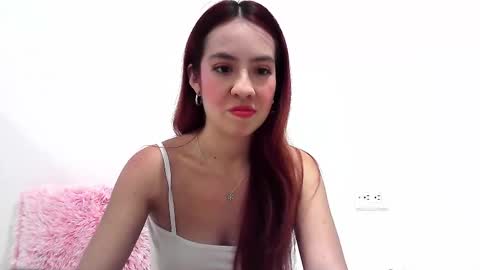 Snapshot of maiarosse_ chatting on 01-07-25, 05:01 MaiaRosse online show from 01-07-25, 05:01