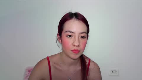 Snapshot of maiarosse_ chatting on 01-12-25, 02:24 MaiaRosse online show from 01-12-25, 02:24