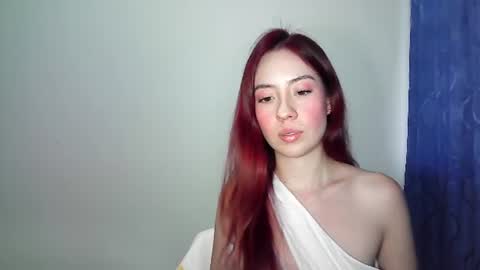 Snapshot of maiarosse_ chatting on 06-27-26, 09:53 MaiaRosse online show from 06-27-26, 09:53