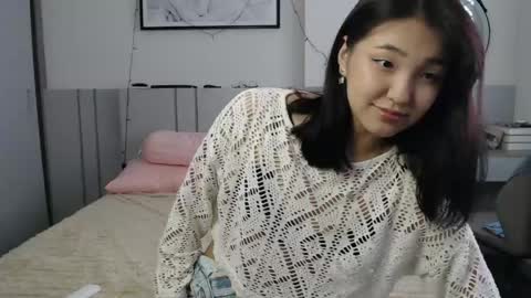 maiaxoxo online show from 04-29-26, 12:27