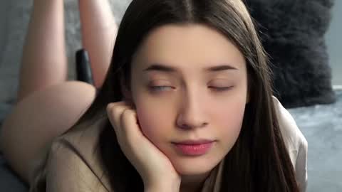 Lucy online show from 02-04-25, 07:51