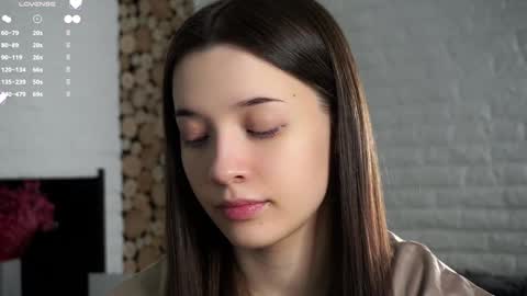 Lucy online show from 02-07-25, 01:25