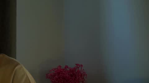 Lucy online show from 02-18-25, 04:26