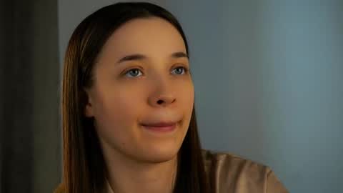 Lucy online show from 03-05-25, 07:49